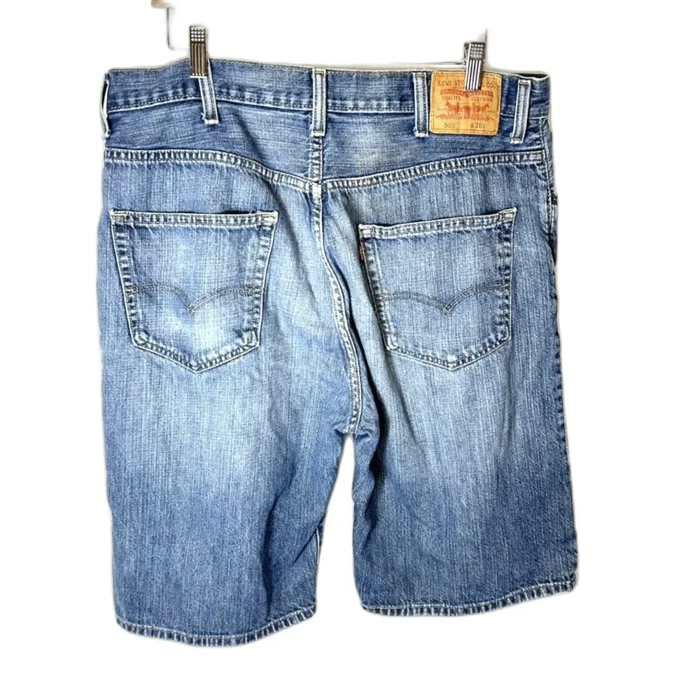 Levi's 569 Men's Blue Denim Loose Straight Leg Jean Shorts Jorts Size 38